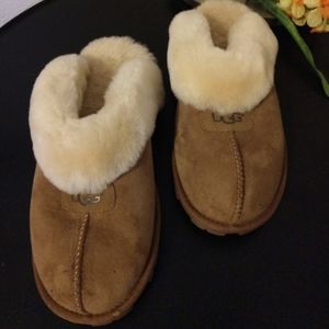 Women's UGG Coquette Sheepskin Slippers 5125